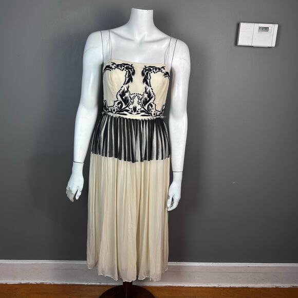 Slide dress size 6 midi embroidered Runway coquette Royal Nicole Miller - Picture 5 of 13